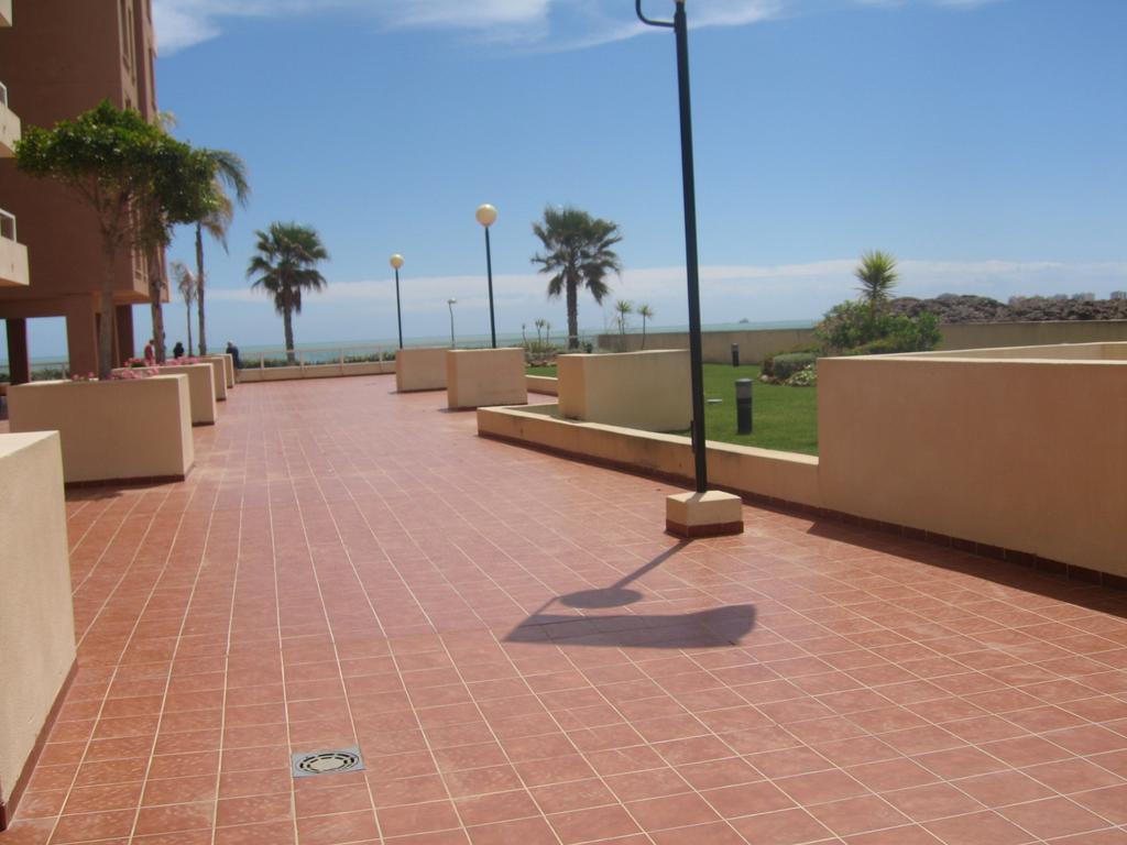 Apartamentos Punta Cormoran La Manga del Mar Menor Exterior foto